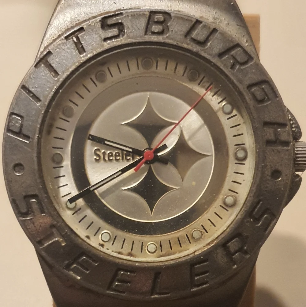 10/$20 Game Time Silver Stainless Steel NFL Pittsburgh Steelers Men's Watch